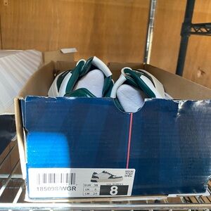 Skechers Women's Sneakers - White and Green